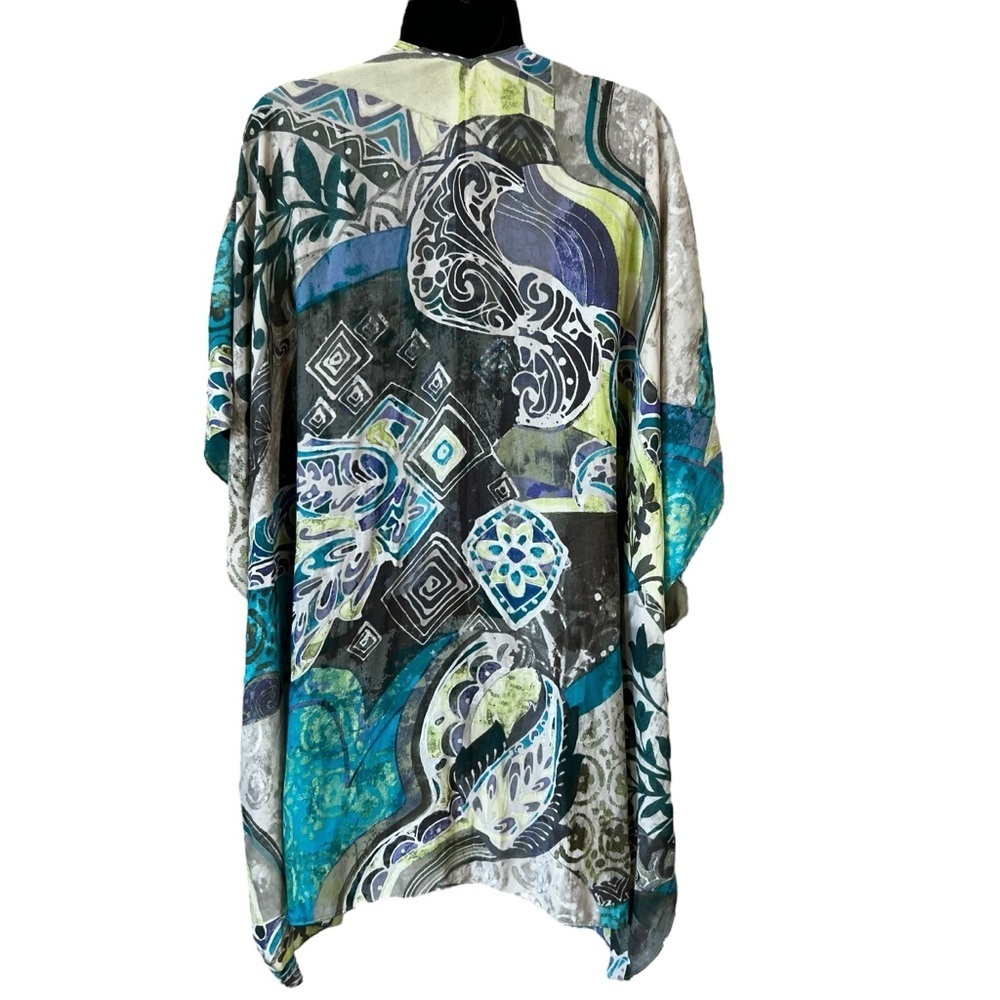 Chicos Delightful MIX RUANA Wrap
Multi Color - Picture 7 of 8